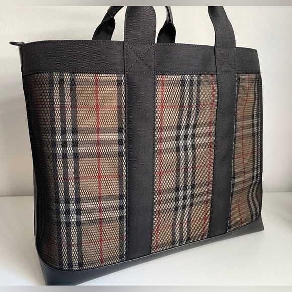 NWT Authentic Burberry Ormond Check Tote Archive Beige Travel Bag - Picture 9 of 16